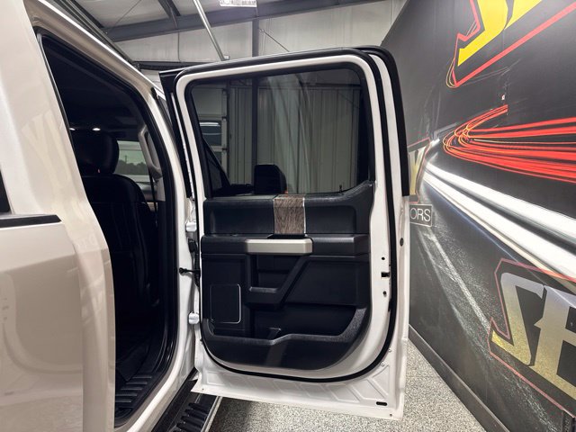 Used 2019 Ford F250 Lariat w/ Chrome Package AWD/4WD image 24