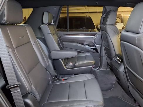 New 2026 Cadillac Escalade 4WD image 7
