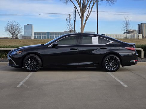 Used 2022 Lexus ES 300h Ultra Luxury image 5
