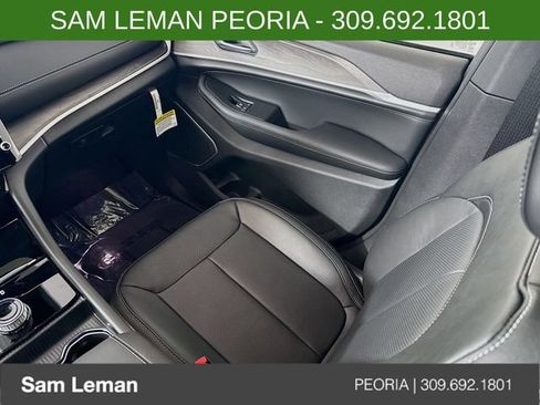 New 2026 Jeep Grand Cherokee L Limited AWD/4WD image 24