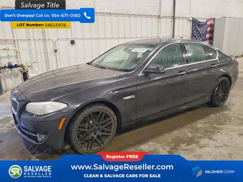 Used 2013 BMW 528i Sedan RWD image 1