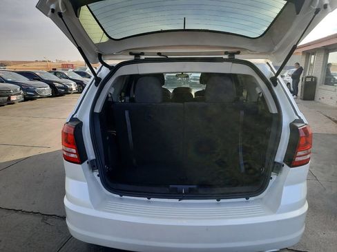 Used 2018 Dodge Journey SE w/ Connectivity Group image 18