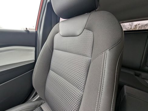 Used 2024 Chevrolet Trax LT w/ Driver Confidence Package image 12