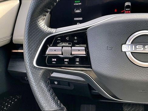 Used 2023 Nissan Ariya ENGAGE image 11