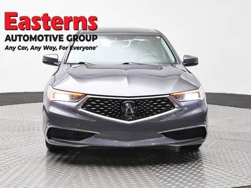 Used 2019 Acura TLX image 2