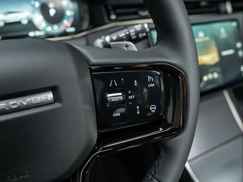 New 2026 Land Rover Range Rover Evoque S AWD/4WD image 21