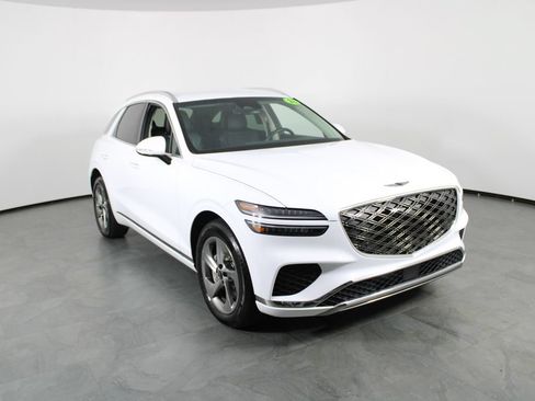 Used 2026 Genesis GV70 2.5T AWD/4WD image 4