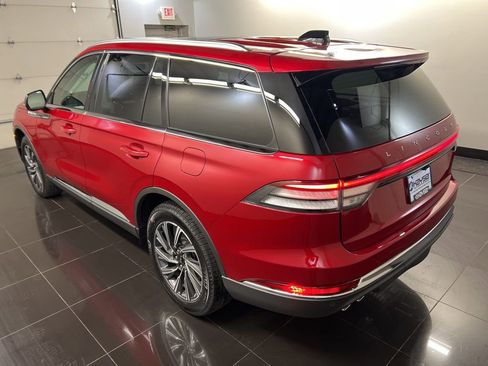 New 2026 Lincoln Aviator AWD image 4