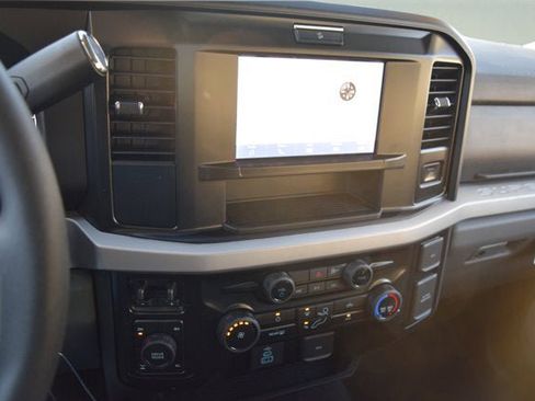 New 2026 Ford F250 XLT w/ FX4 Off-Road Package image 9