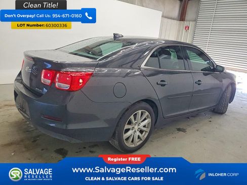 Used 2015 Chevrolet Malibu LT w/ Leather Package FWD image 4