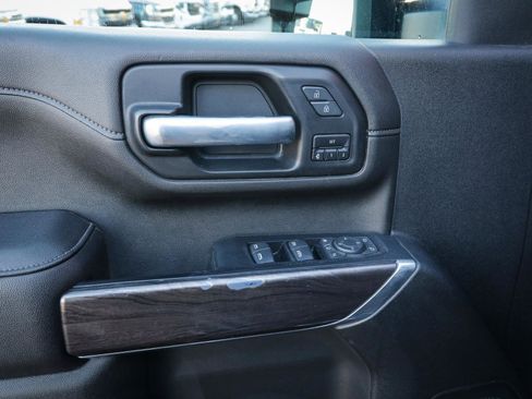 Used 2021 Chevrolet Silverado 3500 LTZ w/ LTZ Convenience Package image 16