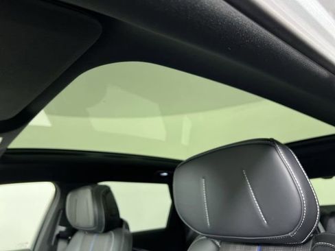 Certified 2024 Cadillac Lyriq Luxury RWD image 19