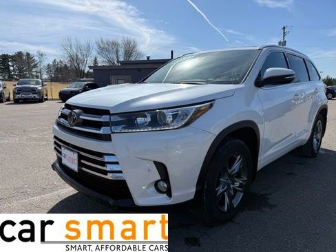 Used 2017 Toyota Highlander Limited Platinum image 1
