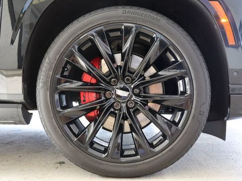 Used 2025 Cadillac Escalade V w/ LPO, ONYX Package AWD/4WD image 10