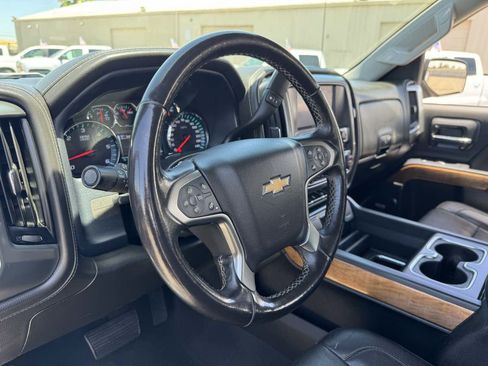 Used 2018 Chevrolet Silverado 1500 LTZ w/ Sport Package AWD/4WD image 27