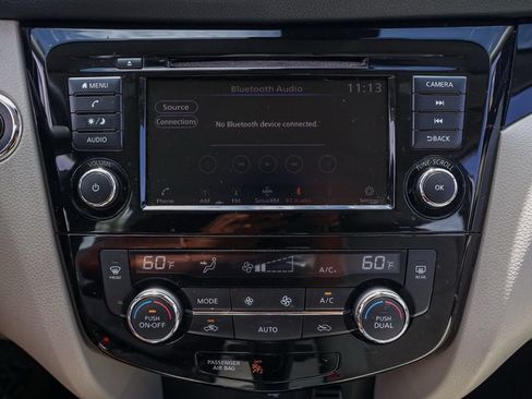 Used 2019 Nissan Rogue Sport SV FWD image 29