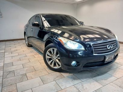 Used 2014 INFINITI Q70 3.7 w/ Premium Package