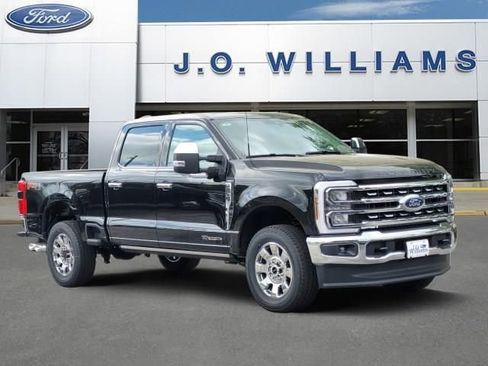 New 2026 Ford F250 Lariat w/ Chrome Package image 1