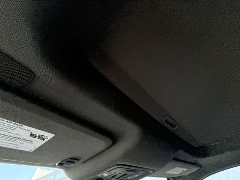 Certified 2022 GMC Sierra 1500 SLT w/ SLT Convenience Package image 25