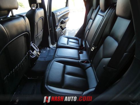 Used 2018 Porsche Cayenne AWD/4WD image 43