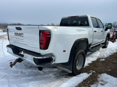 Used 2024 GMC Sierra 3500 Pro image 6