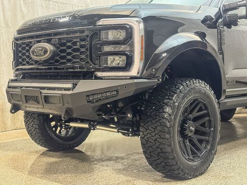 New 2026 Ford F250 Lariat w/ Black Appearance Package AWD/4WD image 3