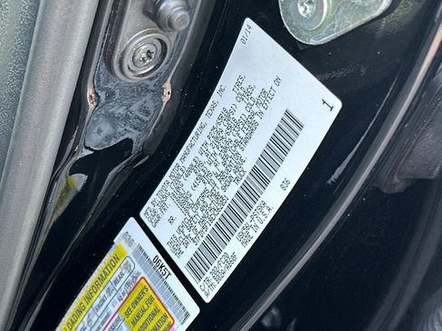 Used 2014 Toyota Tundra SR5 w/ SR5 Upgrade Package image 26