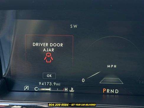 Used 2018 Lincoln Navigator L Select w/ Technology Package RWD image 9