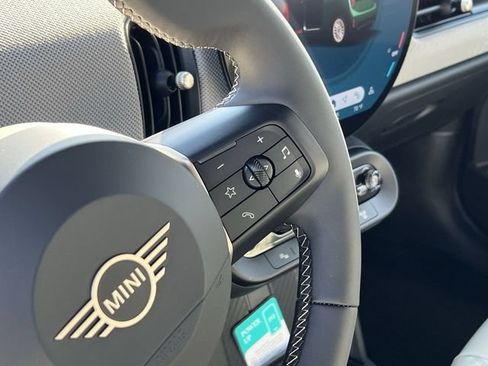 Used 2026 MINI Cooper 2-Door Hardtop FWD image 29