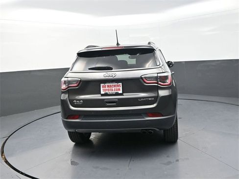Used 2018 Jeep Compass Limited w/ Safety & Security Group image 6