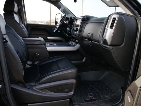 Used 2017 Chevrolet Silverado 2500 LTZ w/ Duramax Plus Package image 42
