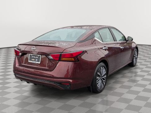 Used 2025 Nissan Altima 2.5 SV FWD image 5