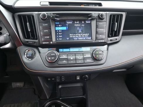 Used 2018 Toyota RAV4 SE w/ Power Extra Value Package FWD image 9