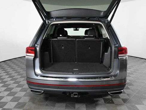 Certified 2023 Volkswagen Atlas SE w/ Panoramic Sunroof Package FWD image 9