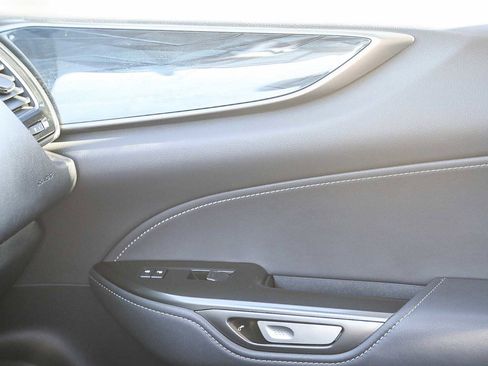 Used 2025 Lexus NX 350h AWD w/ Premium Package image 21