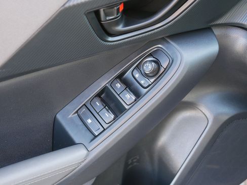 Used 2025 Subaru Crosstrek 2.0i Premium AWD/4WD image 19