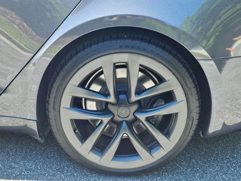 Used 2023 Tesla Model S AWD/4WD image 19