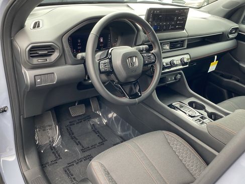Used 2026 Honda Pilot Sport image 15