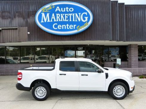 Used 2022 Ford Maverick XL FWD image 4