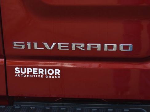 Used 2024 Chevrolet Silverado 1500 High Country w/ Technology Package image 7