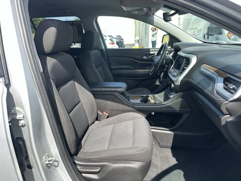Used 2020 GMC Acadia SLE FWD image 22