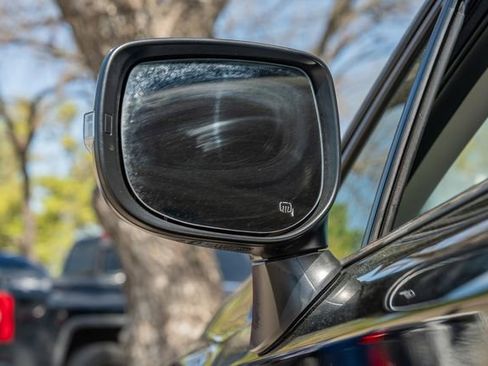 Used 2023 Subaru Crosstrek 2.5i Limited image 11