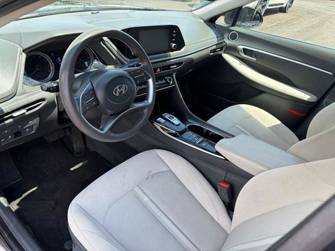 Used 2023 Hyundai Sonata SE w/ Cargo Package FWD image 10