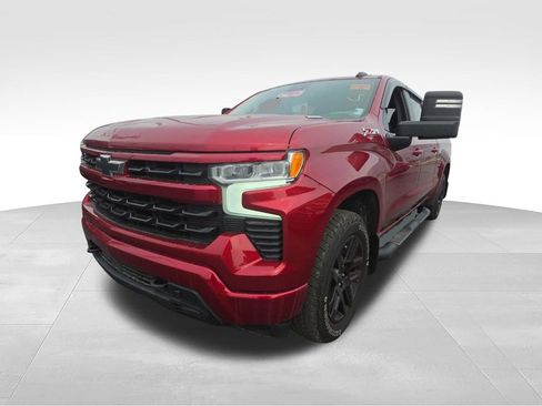 Used 2023 Chevrolet Silverado 1500 RST AWD/4WD image 2