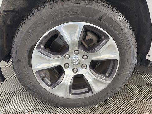 Used 2022 RAM 1500 Laramie image 13