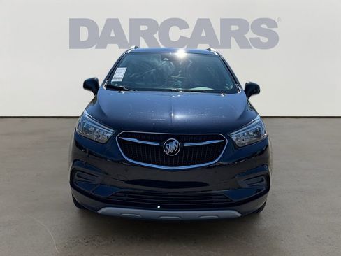 Used 2022 Buick Encore Preferred w/ Safety Package II image 2