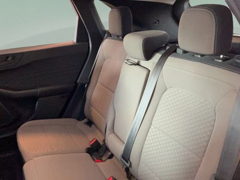 Used 2022 Ford Escape SE w/ SE Sport Appearance Package FWD image 22