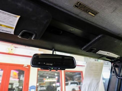 Used 2017 Jeep Wrangler Unlimited Sport image 28