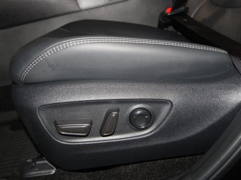 Used 2025 Toyota RAV4 XLE Premium w/ Weather Package AWD/4WD image 7