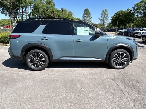New 2026 Nissan Pathfinder Platinum w/ Lighting Package AWD/4WD image 8